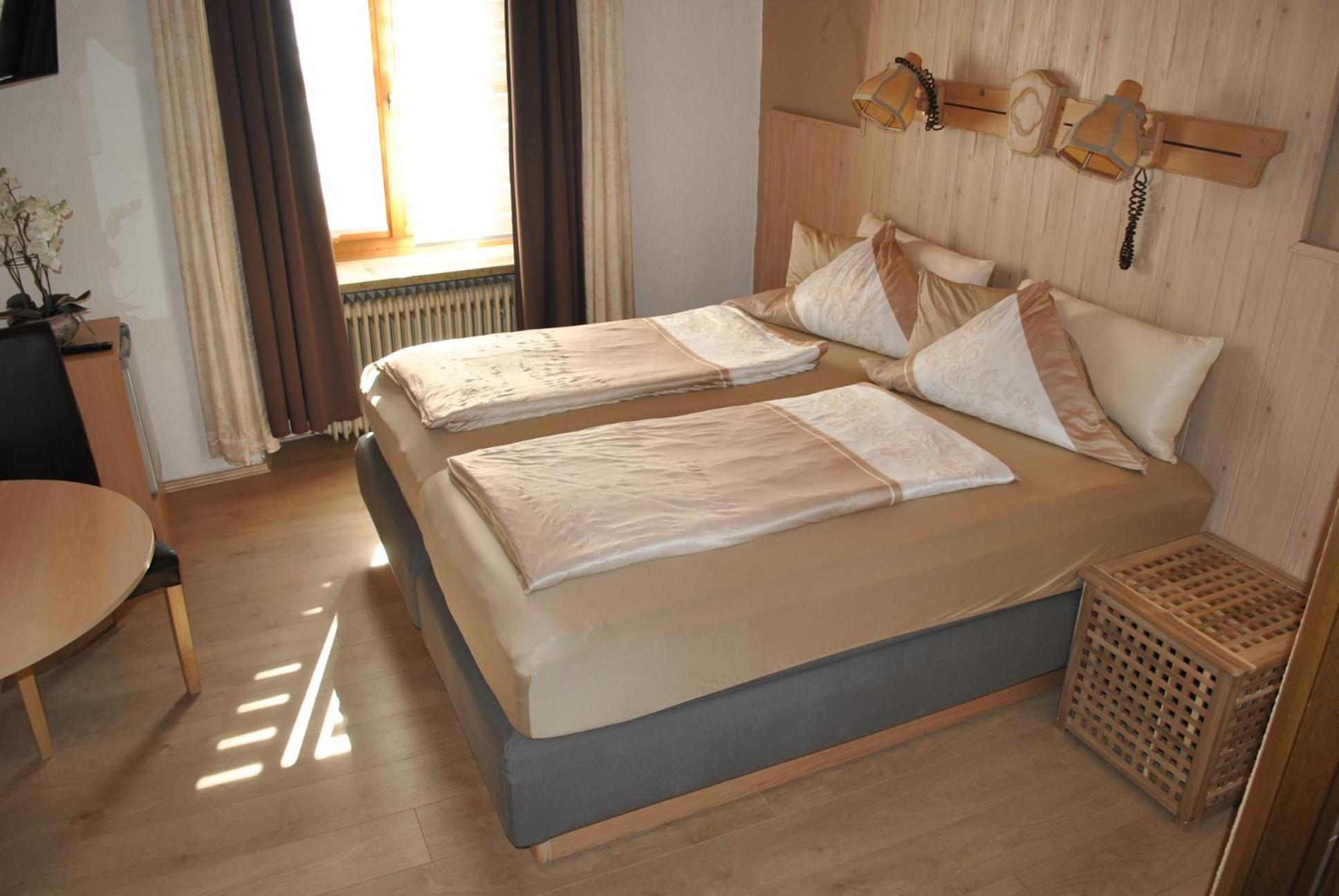 Hotel Pension Schwarzer Adler Nabburg Ngoại thất bức ảnh